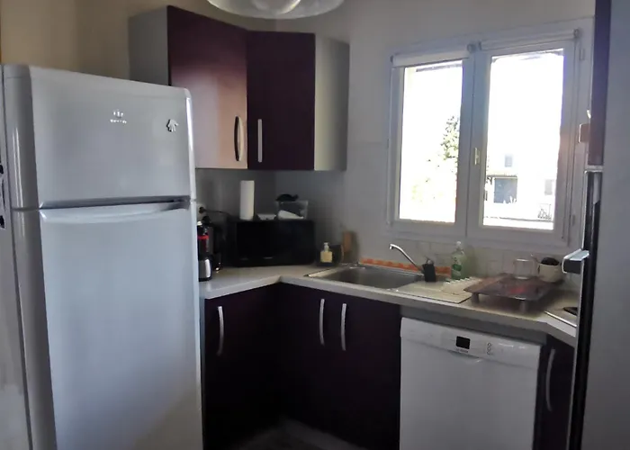 Maison Confortable 6 Pers. A 200m De La Plage, Animaux Admis, Parking - Fr-1-194-449